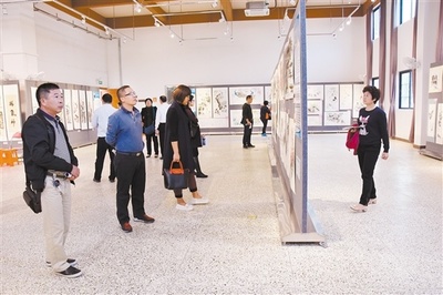 多圖|走進開平“網(wǎng)紅地”長沙文體活動中心 展覽服務新體驗